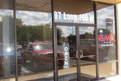 Storefront window cleaning Bastrop