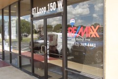 Storefront window cleaning Bastrop